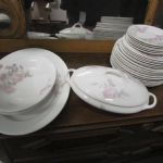 687 8345 DINNERWARE